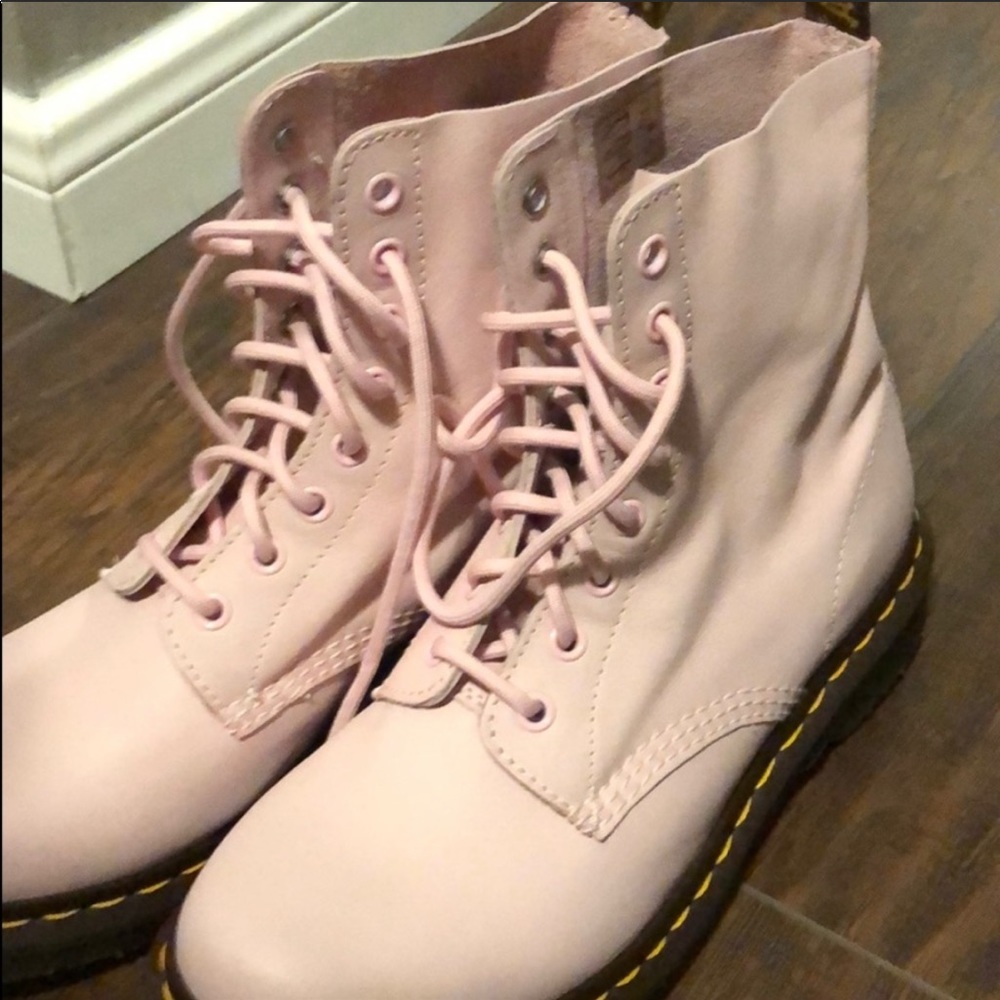 ISO!!!! Looking for 1460 pascal pink salmon docs